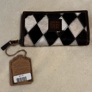 STS Ranchwear Diamond Pattern Cowhide Zip Wallet